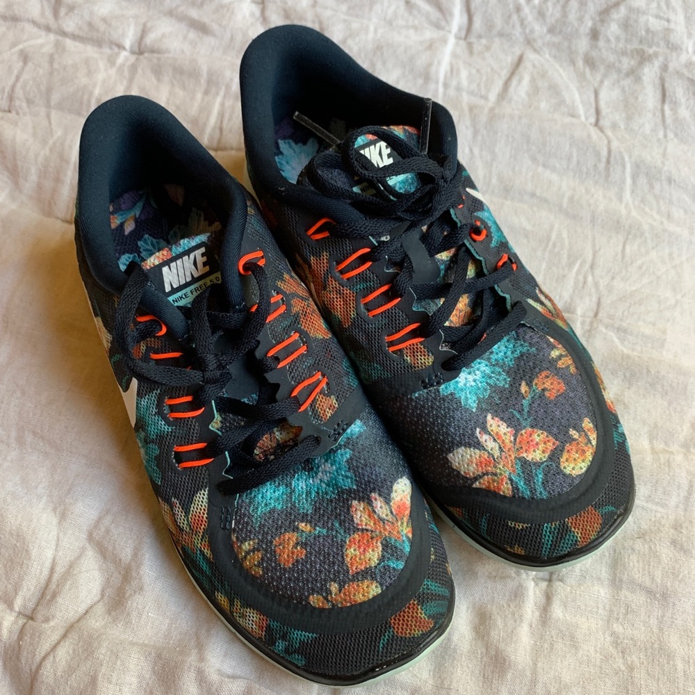 Nike Free Runs 5.0